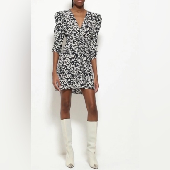 Aliniza Ruched Three-Quarter Sleeve Dress - Picture 3 of 6